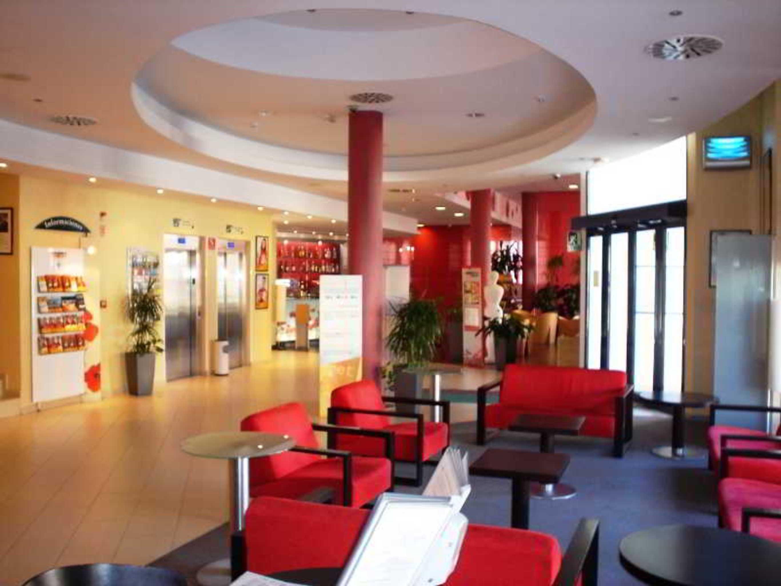Ibis Malaga Centro Ciudad Ξενοδοχείο Εξωτερικό φωτογραφία